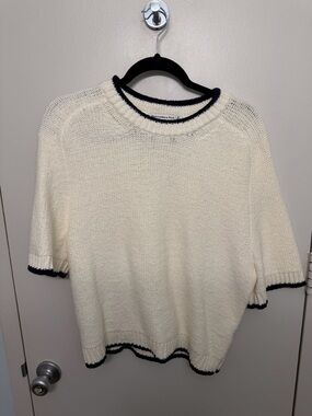 Abercrombie & Fitch Cream Short-Sleeve Knit Sweater with Black Trim